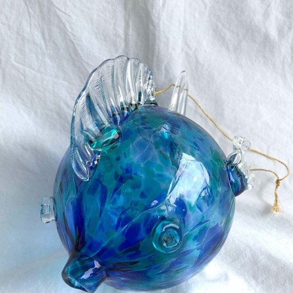 Hand Blown Glass Hanging Blow/Puffer Fish Blue Artisan Ornament - Picture 5 of 10